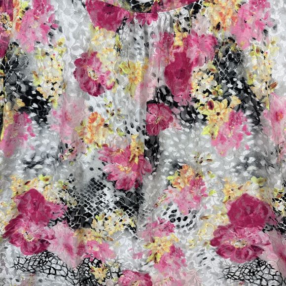 CJ Banks Womens Pullover Blouse Sheer Pink Floral Plus Size 3X - Picture 4 of 13